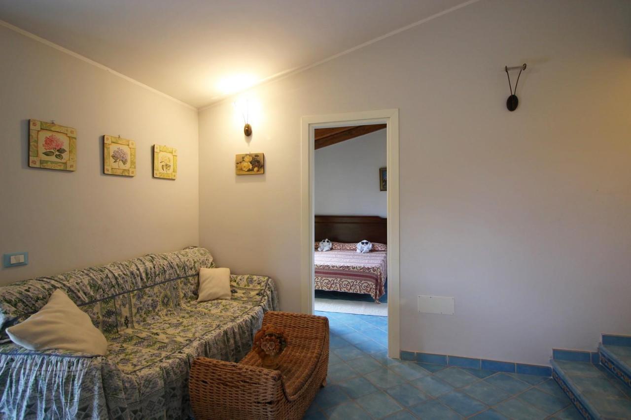 Azzurra Nel Centro Di
